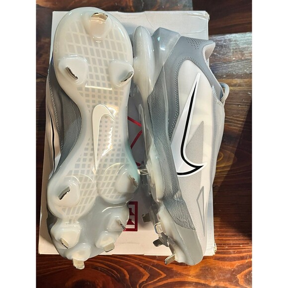 Cleets - Picture 2 of 2